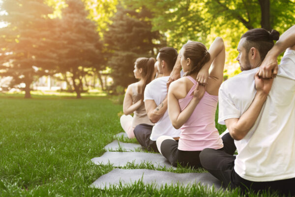 <font size="4px">YOGA<font size="3px"><a style="text-decoration:none"><span class='notbold'><br>Wochentag: </span>Mittwoch <br><span class='notbold'>Uhrzeit: 18:30-19:45 Uhr<br>Einstieg: jederzeit möglich <br>Ort: Sivananda Yogastudio<br>10 Lektionen á 75 min<br></span>(Abo 12 Wochen gültig)<br><br></a></font></font>